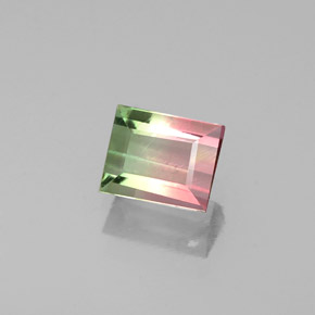 Turmalina multicolor natural de 0,69 ct, baguette, VS