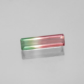 Turmalina multicolor natural de 0,53 ct, corte esmeralda, VS-SI