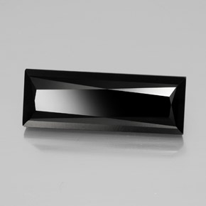 Turmalina negro natural de 30,39 ct, baguette, opaco