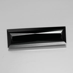 Turmalina negro natural de 13,87 ct, baguette, opaco