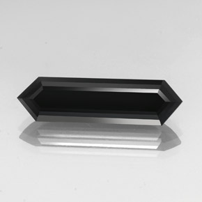 Turmalina negro natural de 10,00 ct, forma elegante, opaco