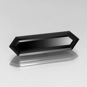 Turmalina negro natural de 10,00 ct, forma elegante, opaco