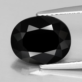 Turmalina negro natural de 3,07 ct, corte óvalo, opaco