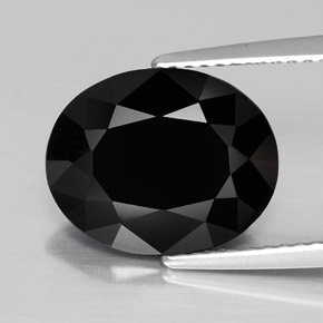 Turmalina negro natural de 4,31 ct, corte óvalo, opaco