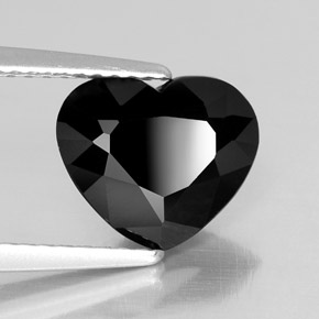 Turmalina negro natural de 2,18 ct, forma de corazón, opaco