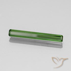Turmalina Verde oscuro medio natural de 2.48 ct, corte esmeralda, SI