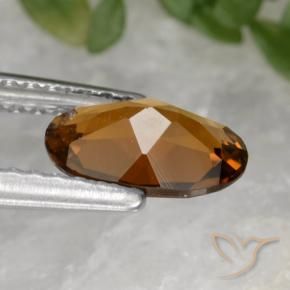 Turmalina Marrón dorado natural de 0.82 ct, Ovalada, VVS