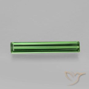 1.35ct Natural Verde medio Turmalina, corte esmeralda, VS