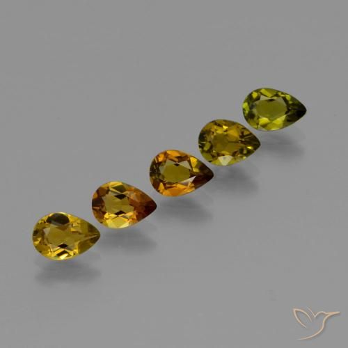 Gemas de Turmalina Marrón cálido natural de 2.50 ct, En forma de pera, VVS-VS