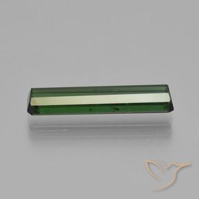 Turmalina Verde oscuro natural de 2.70 ct, Corte Octágono / Esmeralda, VS