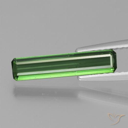 1.02ct Natural Verde Turmalina, corte esmeralda, VS