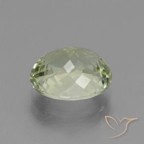 Turmalina Verde medio natural de 3.61 ct, Ovalada, VVS