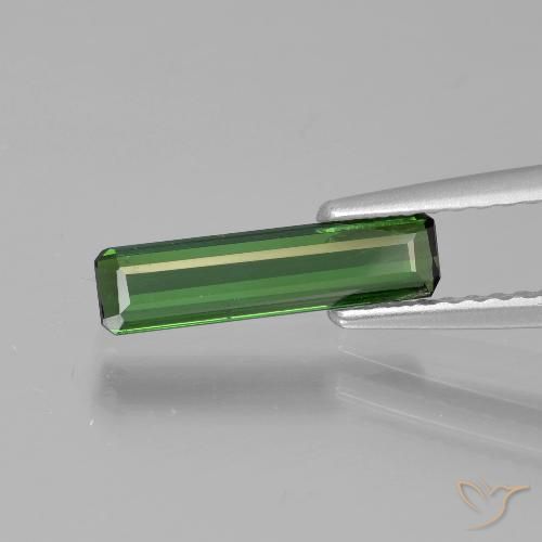 0.77ct Natural Verde bosque Turmalina, corte esmeralda, VVS-VS