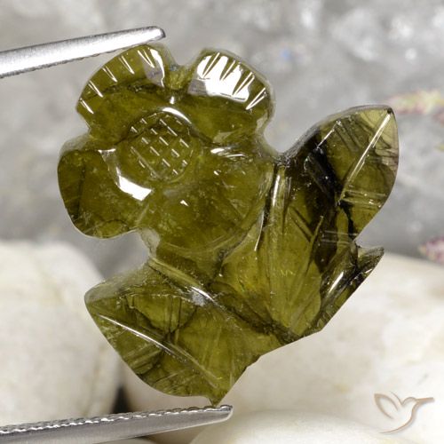 10.85ct Natural Verde terroso cálido turmalina, Corte Flor, Translúcido