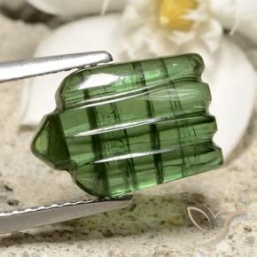 Turmalina Verde oscuro natural de 3.71 ct, Elegante, Translúcido