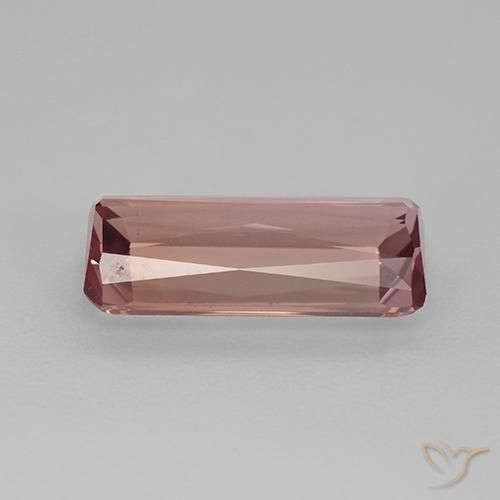 Turmalina Rojo mariquita natural de 2.57 ct, Corte Octágono / Esmeralda, VVS-VS