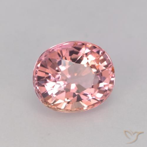 Turmalina Rosado claro natural de 1.32 ct, Ovalada, VVS-VS