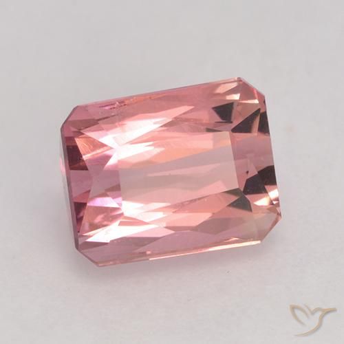 Turmalina Rosado naranja natural de 1.61 ct, Corte Octágono / Esmeralda, VVS-VS