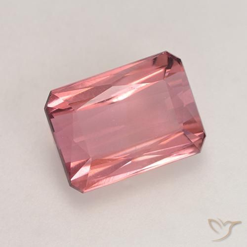 Turmalina Rosado intenso natural de 2.44 ct, Corte Octágono / Esmeralda, VVS-VS