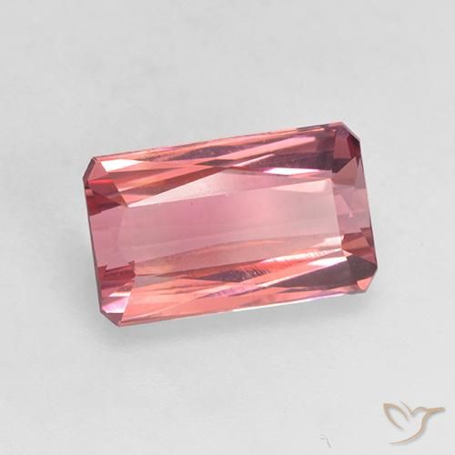 Turmalina Rosa oscuro natural de 2.42 ct, Corte Octágono / Esmeralda, VVS-VS