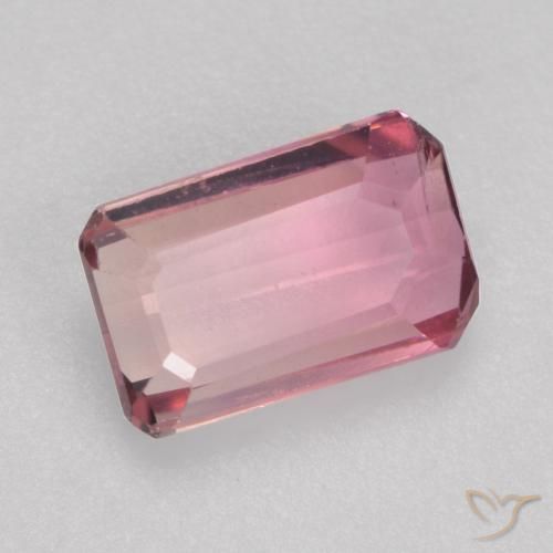 Turmalina Bubblegum rosado claro natural de 0.58 ct, Corte Octágono / Esmeralda, VS