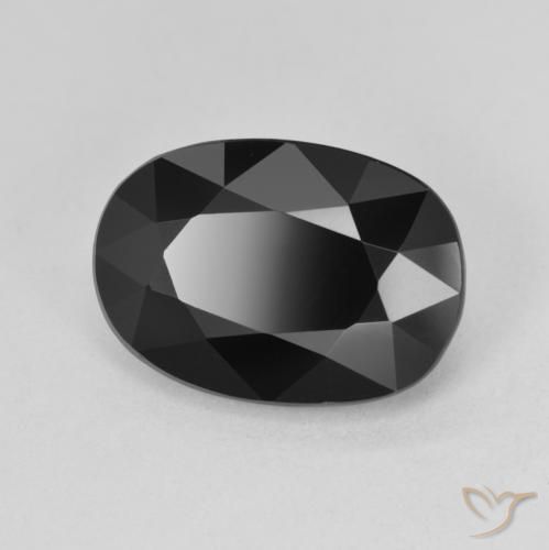 Turmalina Chorlo natural de 6.96 ct, Ovalada, Opaco