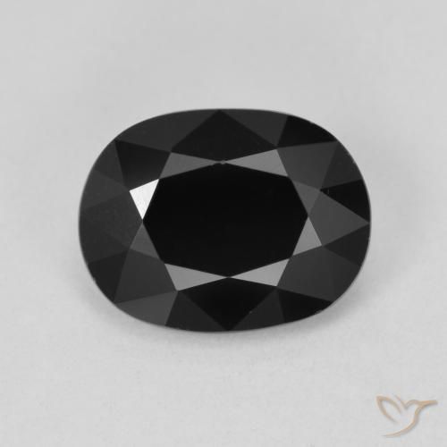 Turmalina Chorlo natural de 3.86 ct, Corte Óvalo, Opaco