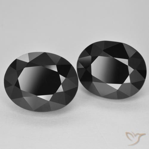 Gemas de Turmalina Chorlo natural de 16.77 ct, Ovalada, Opaco