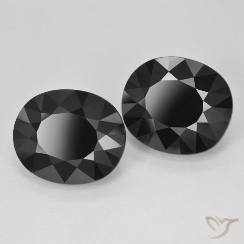 Gemas de Turmalina Chorlo natural de 16.21 ct, Ovalada, Opaco