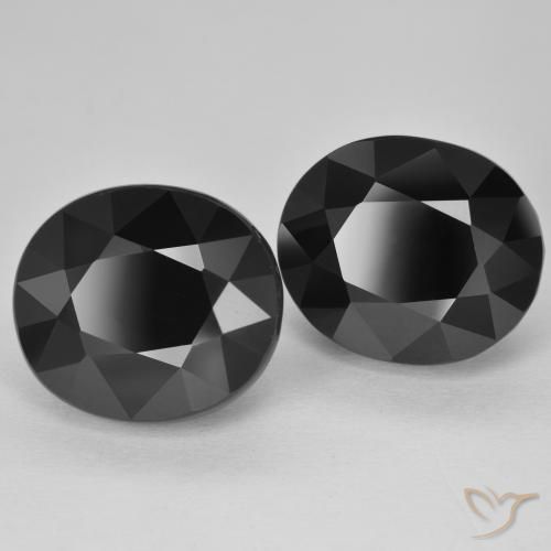 Gemas de Turmalina Chorlo natural de 21.24 ct, Ovalada, Opaco