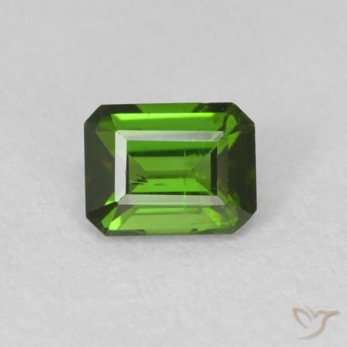 0.53ct Natural Verde terroso Turmalina, corte esmeralda, VS
