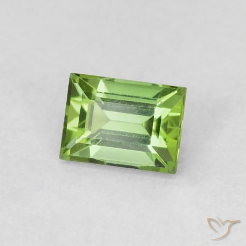 Turmalina Verde oscuro natural de 0.50 ct, Corte Baguette, VVS-VS