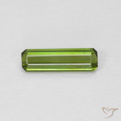 0.82ct Natural Verde oscuro Turmalina, corte esmeralda, VVS