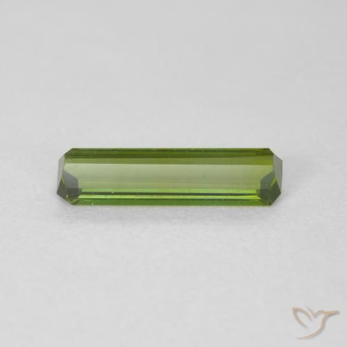 Turmalina Verde terroso natural de 0.82 ct, Corte Octágono / Esmeralda, VVS