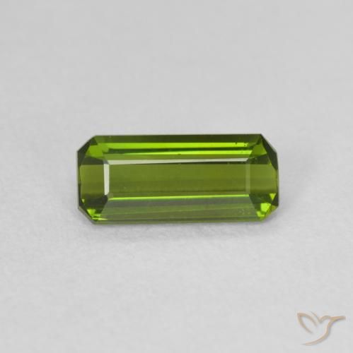 0.86ct Natural Verde oscuro Turmalina, corte esmeralda, VVS