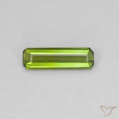 0.67ct Natural Verde amarillento Turmalina, corte esmeralda, VVS