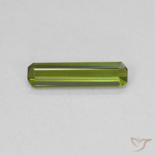 0.66ct Natural Verde oscuro Turmalina, corte esmeralda, VVS
