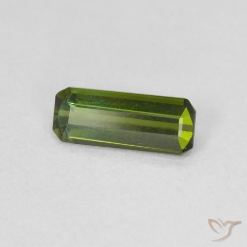 Turmalina Verde oscuro natural de 0.62 ct, Corte Octágono / Esmeralda, VVS