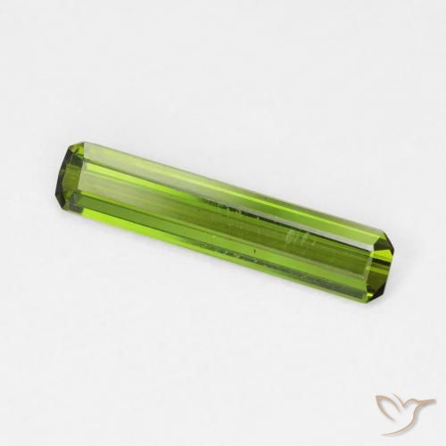 Turmalina Verde oscuro natural de 0.94 ct, Corte Octágono / Esmeralda, VVS
