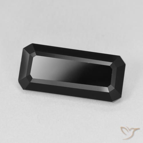 Turmalina Chorlo natural de 5.60 ct, Corte Octágono / Esmeralda, Opaco