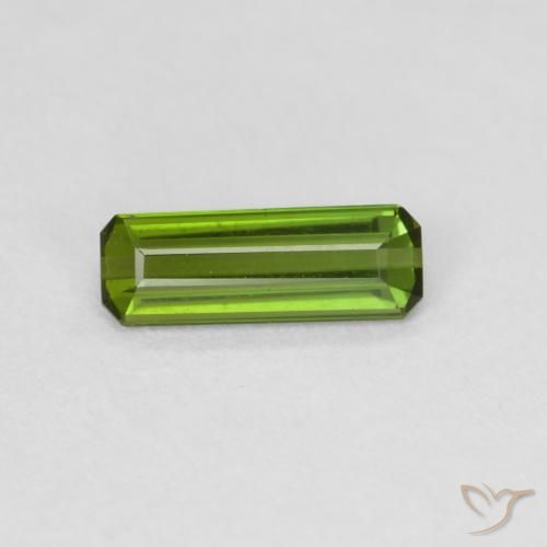 0.60ct Natural Verde oscuro Turmalina, corte esmeralda, VVS