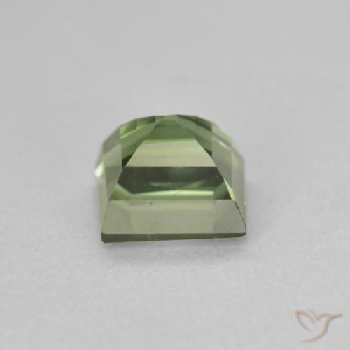 Turmalina Verde terroso pálido natural de 1.58 ct, Elegante, VVS