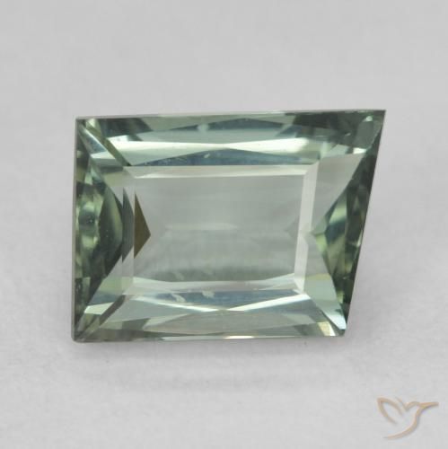 1.67ct Natural Gris-verde medio turmalina, Elegante, VVS