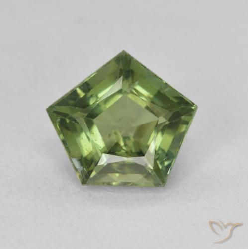 2.03ct Natural Verde medio turmalina, Elegante, VVS
