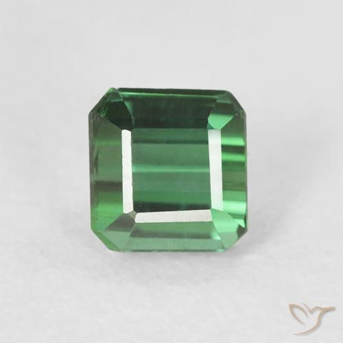 0.57ct Natural Verde Turmalina, corte esmeralda, VS