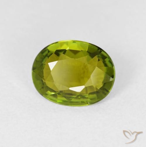 Turmalina Verde bosque cálido natural de 1.32 ct, Ovalada, VS