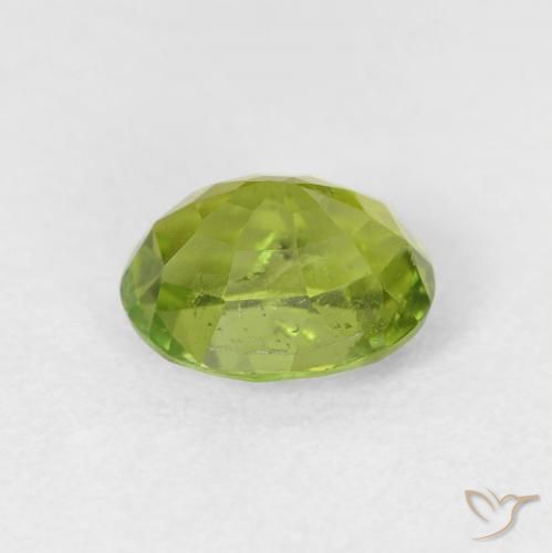Turmalina Verde medio natural de 1.48 ct, Ovalada, VS
