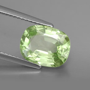 granate tsavorita Verde claro natural de 3.42 ct, Corte Cojín, SI