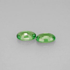 Gemas de granate tsavorita verde natural de  ct, corte óvalo, VVS-VS