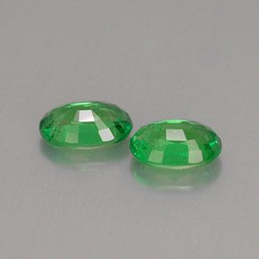 Gemas de granate tsavorita verde natural de  ct, corte óvalo, VVS-VS